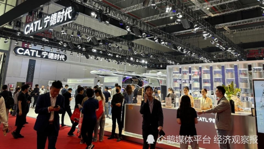 短道速滑,管家婆期期四肖四码中特管家9494,广泛的解释落实支持计划_完整版V1.32
